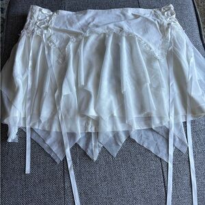 Dolls kill current mood POETIC ROMANCE MINI SKIRT- OFF WHITE size: large